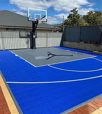 Backyard Court-KC02